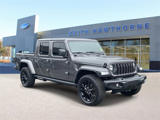 Used 2025 Jeep Gladiator Sport image 5