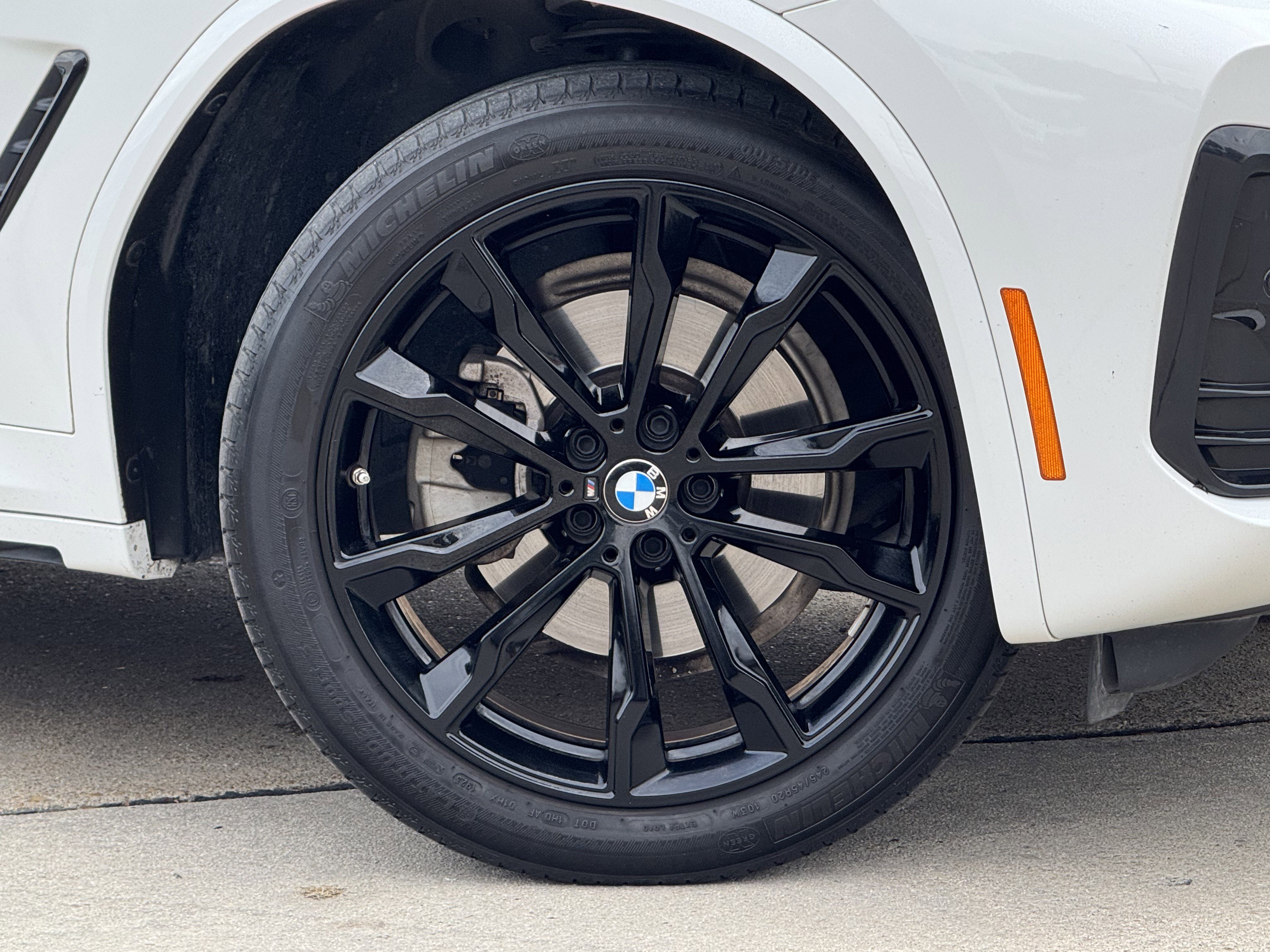 Used 2023 BMW X3 sDrive30i w/ M Sport Package image 3