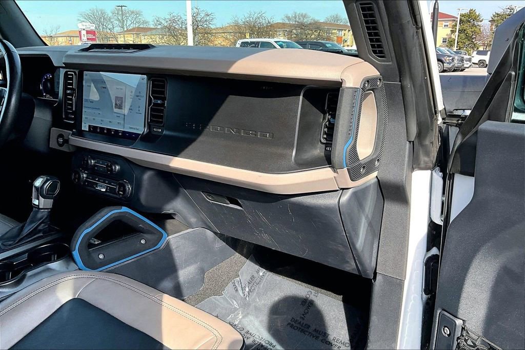 Certified 2023 Ford Bronco Wildtrak AWD/4WD image 15