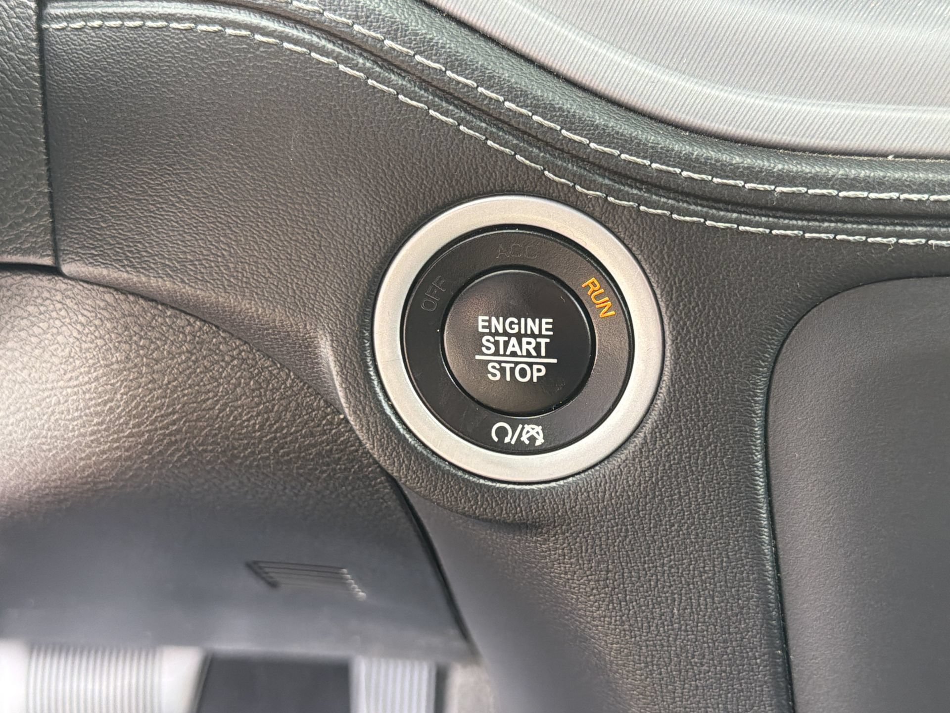 Used 2023 Dodge Charger R/T w/ Plus Group RWD image 11