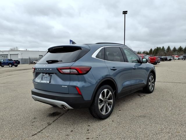 Certified 2024 Ford Escape Platinum AWD/4WD image 4