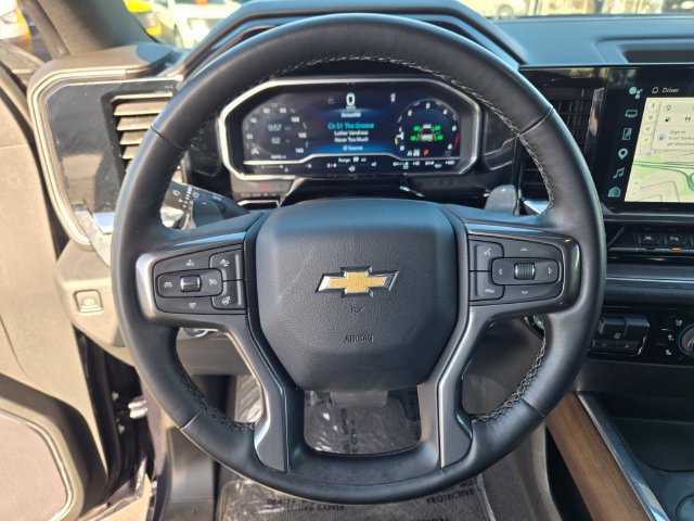 Used 2023 Chevrolet Silverado 1500 High Country w/ Technology Package AWD/4WD image 20