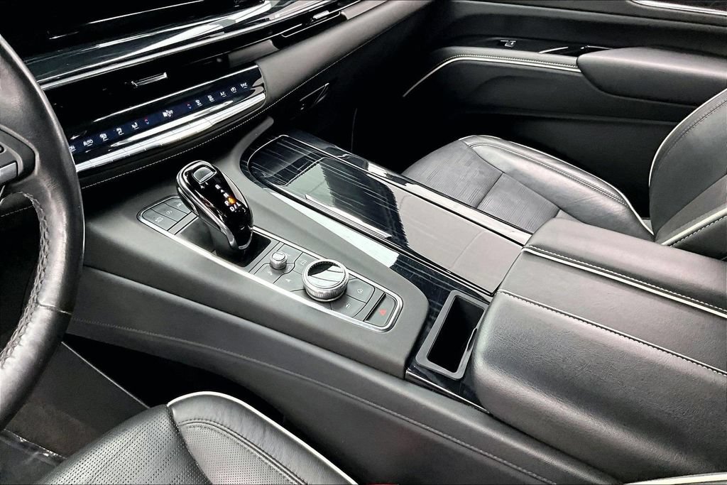 Used 2024 Cadillac Escalade Sport AWD/4WD image 15