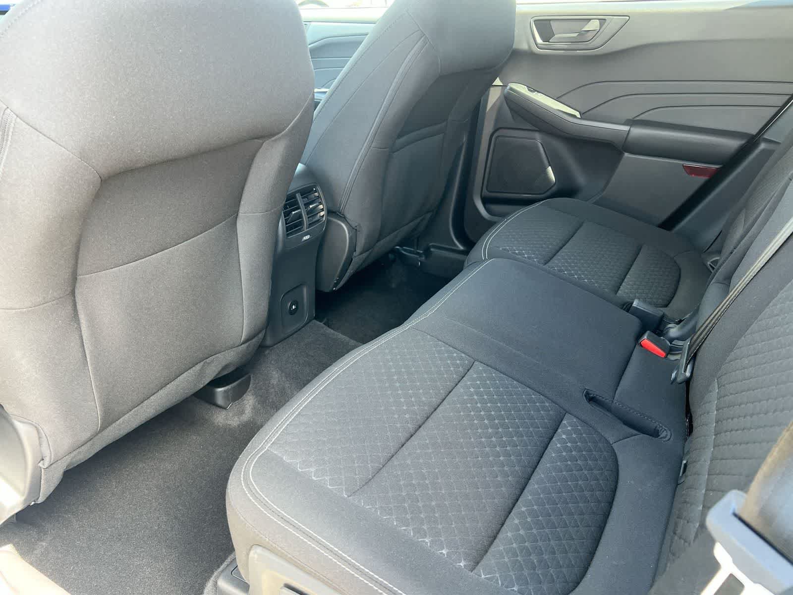 Certified 2024 Ford Escape Active AWD/4WD image 18