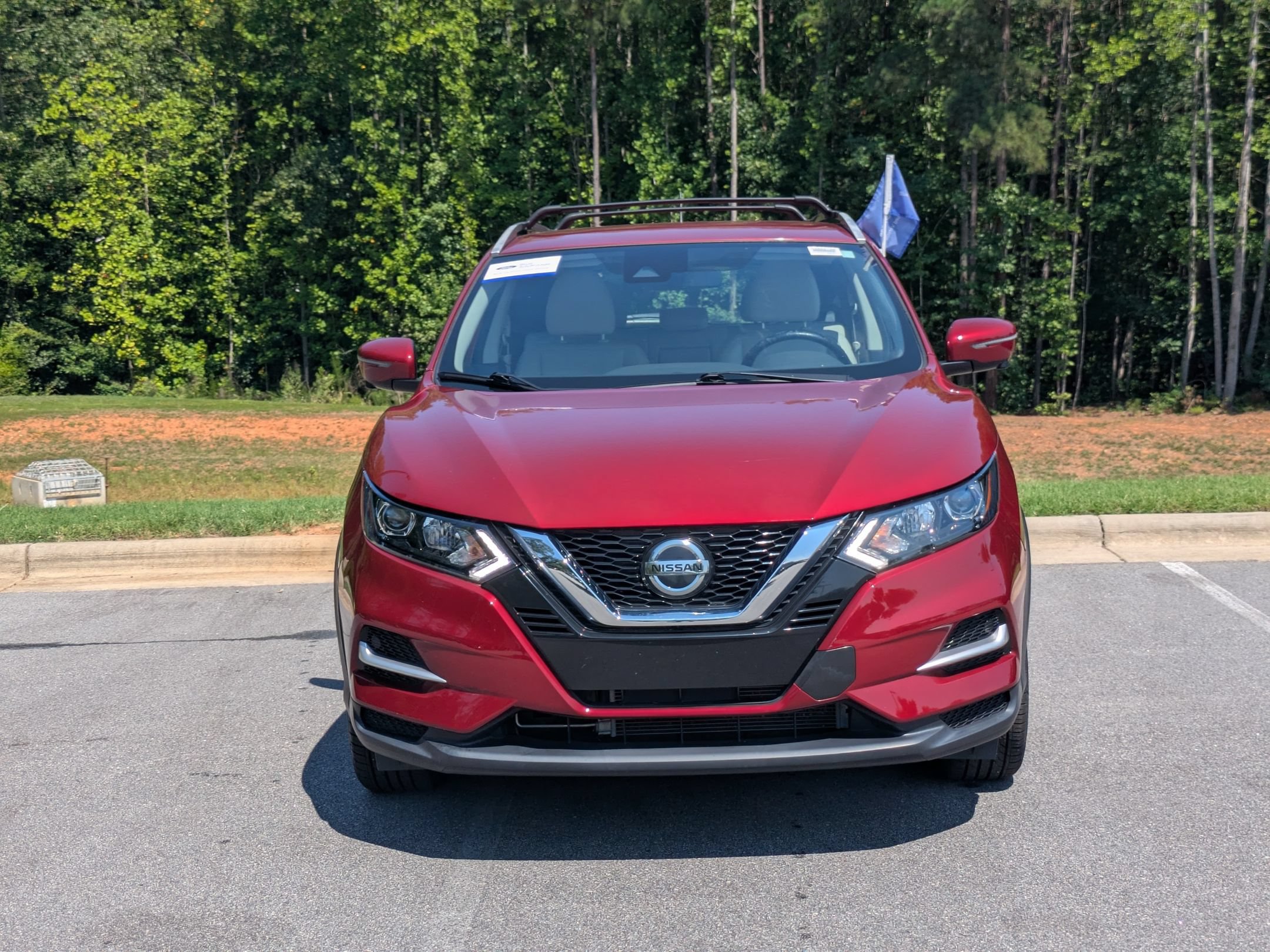 Used 2021 Nissan Rogue Sport SL FWD image 7