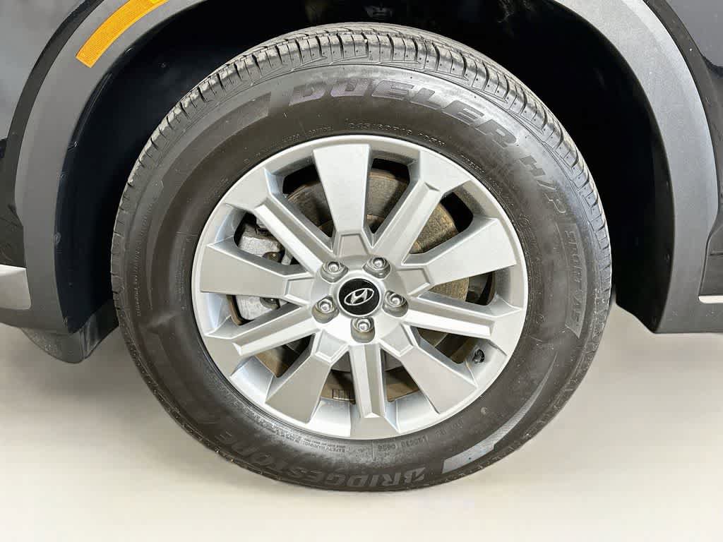 Used 2023 Hyundai Palisade SEL FWD image 7