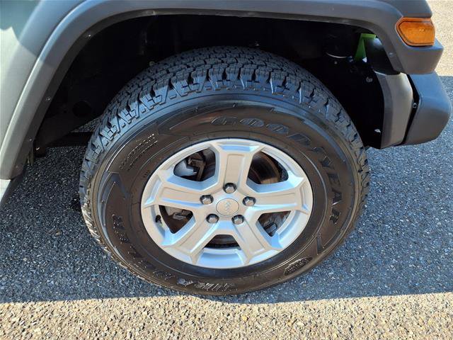 Used 2019 Jeep Wrangler Unlimited Sport S AWD/4WD image 12