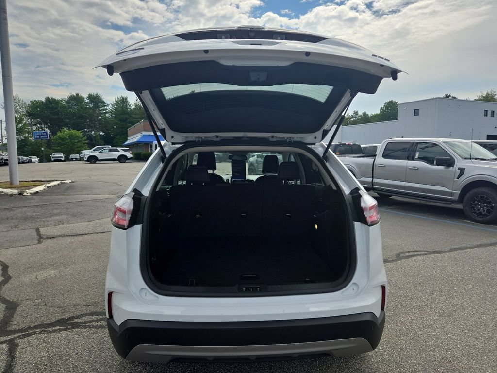 Certified 2024 Ford Edge SEL AWD/4WD image 3