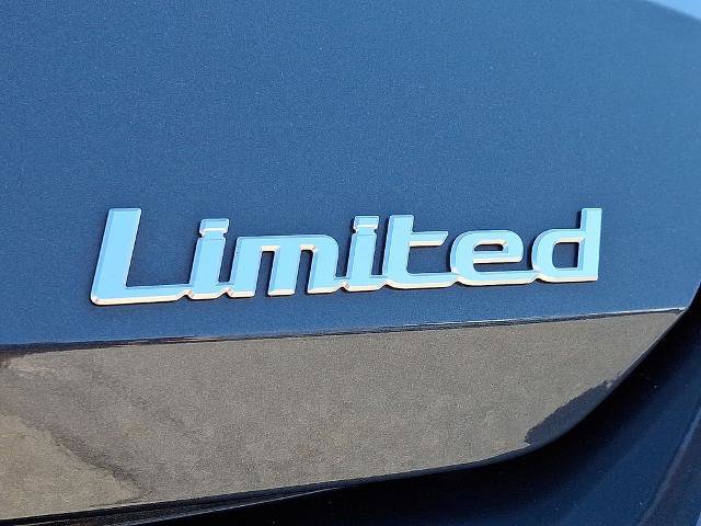 Used 2024 Hyundai Elantra Limited FWD image 33