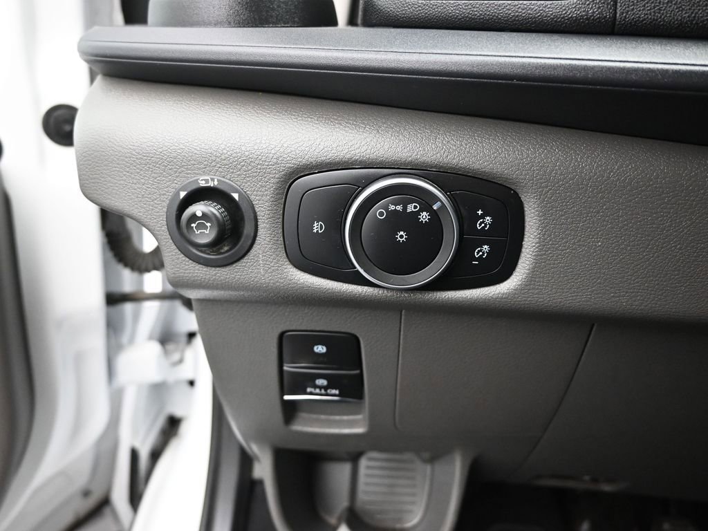 Certified 2022 Ford Transit 350 XLT image 41