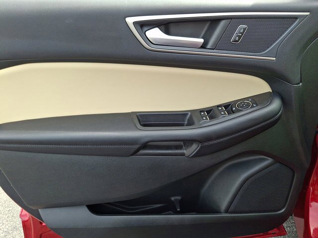 Certified 2023 Ford Edge SEL w/ Convenience Package AWD/4WD image 13