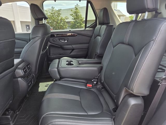 Used 2023 Honda Pilot Touring image 21