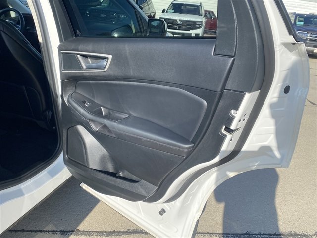 Certified 2024 Ford Edge SEL w/ Convenience Package AWD/4WD image 9