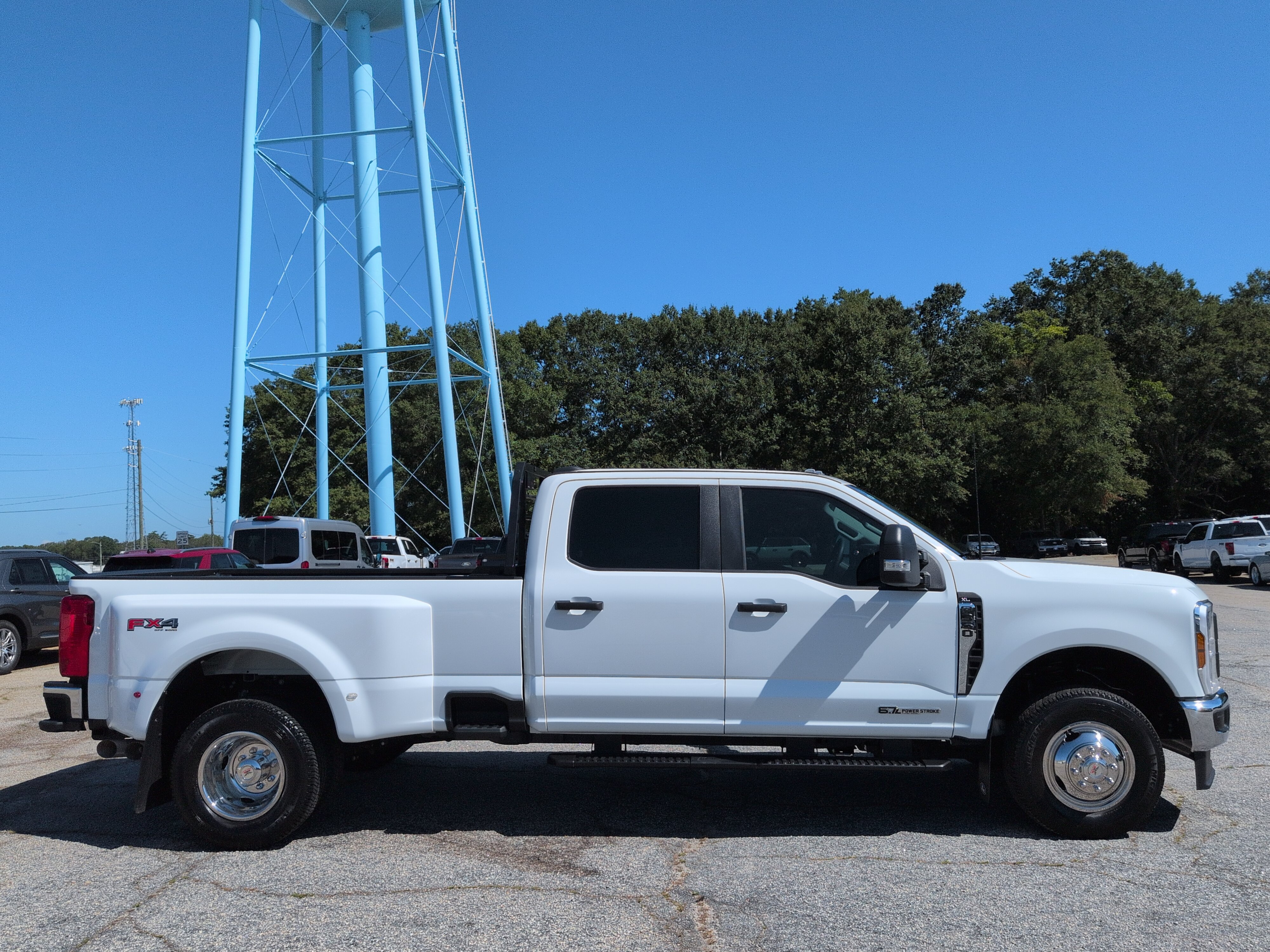 Certified 2025 Ford F350 XL AWD/4WD video 2