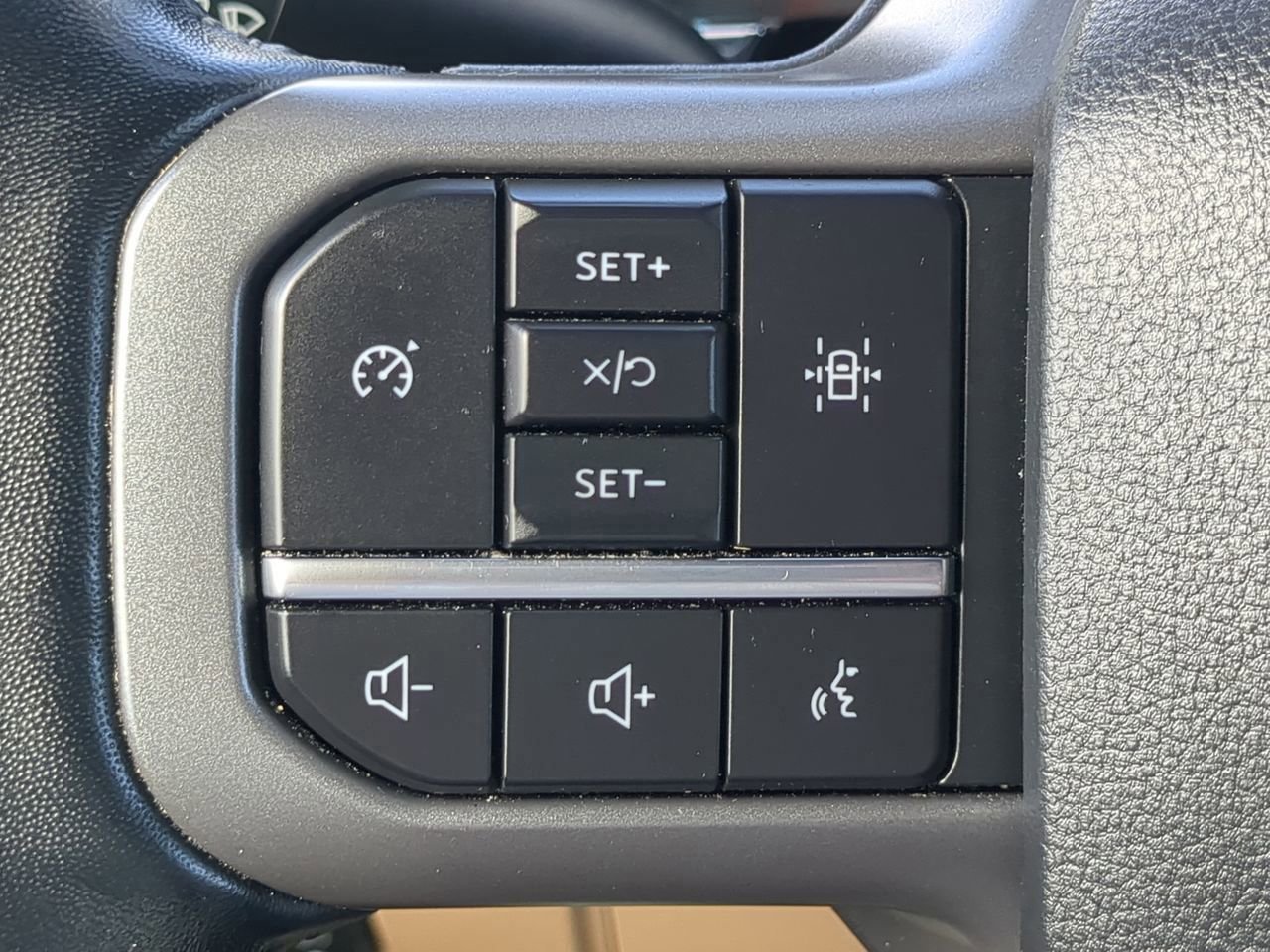 Certified 2022 Ford F150 Lariat image 25