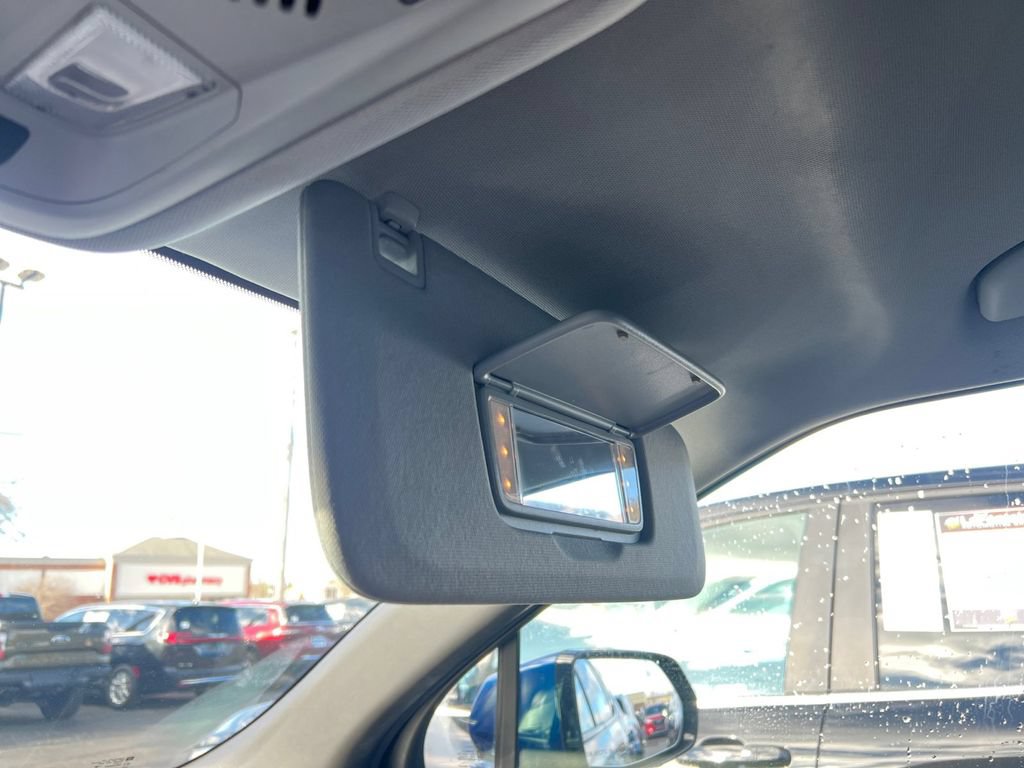 Used 2022 Chevrolet Blazer LT FWD image 33