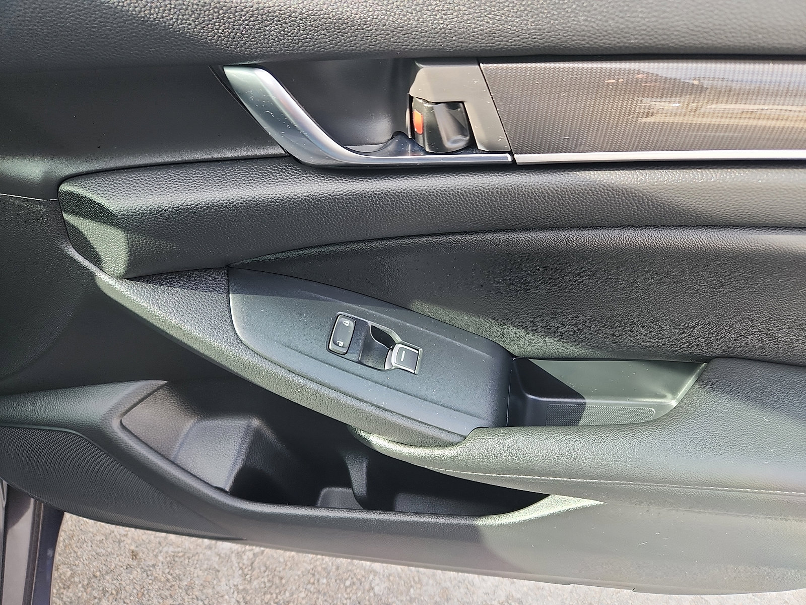 Used 2020 Honda Accord Sport image 34