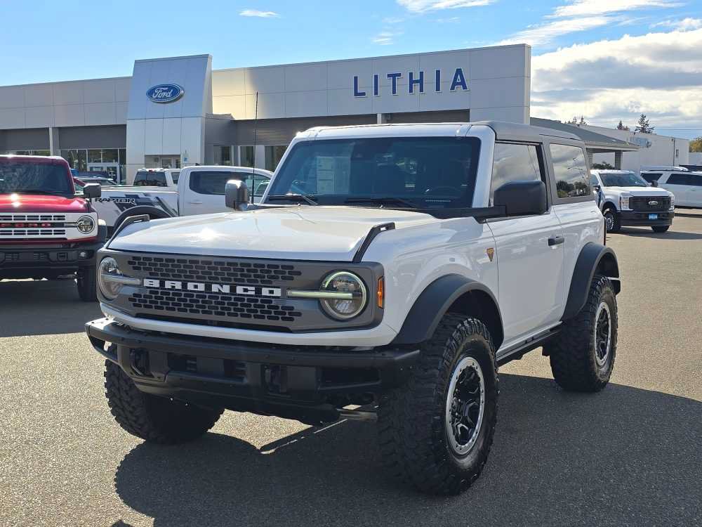 Certified 2022 Ford Bronco Badlands w/ Sasquatch Package AWD/4WD image 1