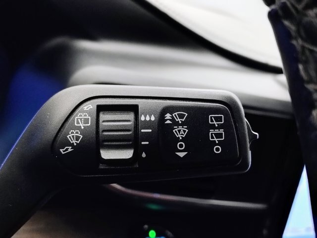Certified 2020 Ford Explorer Platinum w/ Premium Technology Package AWD/4WD image 39
