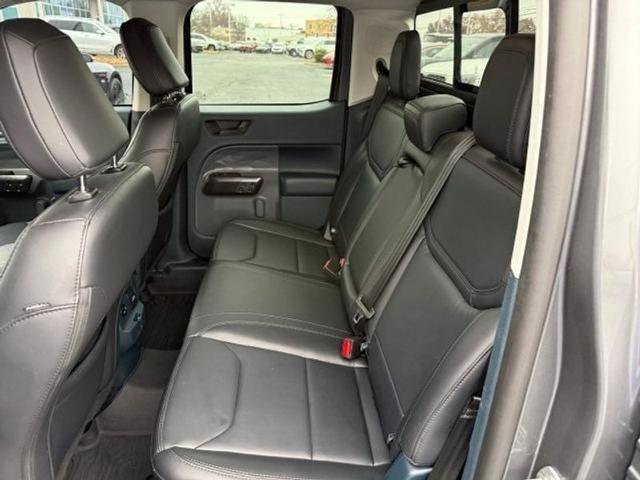 Certified 2024 Ford Maverick Lariat w/ Black Appearance Package image 17