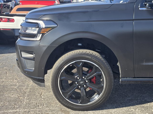 Certified 2022 Ford Expedition Limited image 8