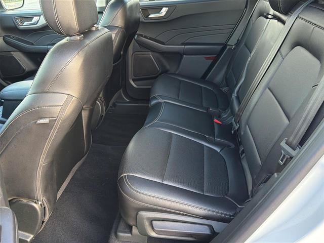Certified 2022 Ford Escape SEL w/ Technology Package FWD image 17