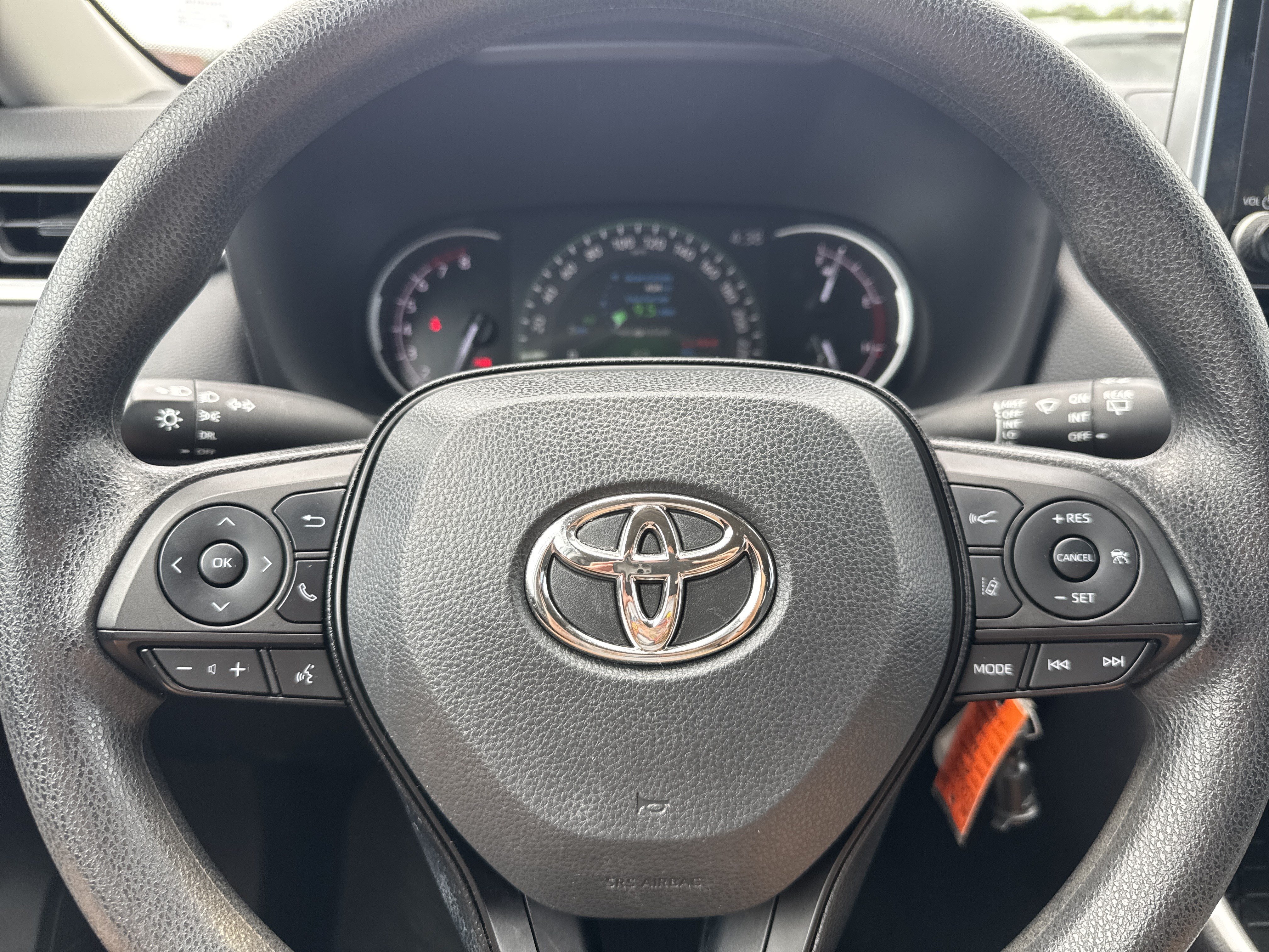 Used 2023 Toyota RAV4 LE AWD/4WD image 15