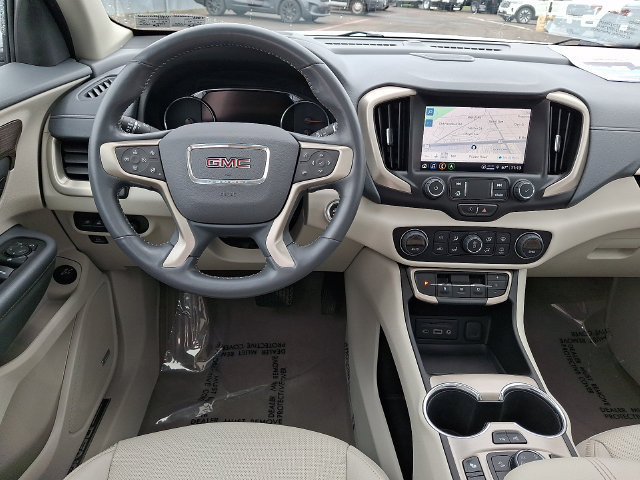 Used 2022 GMC Terrain Denali w/ Denali Premium Package AWD/4WD image 11