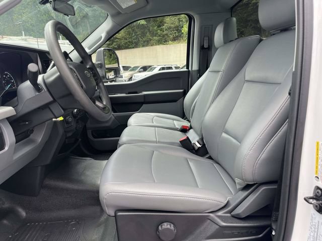 Certified 2026 Ford F250 XL w/ XL Chrome Package RWD image 19