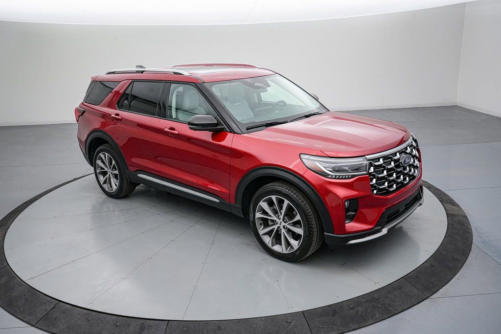 Certified 2025 Ford Explorer Platinum w/ Ultimate Package image 8