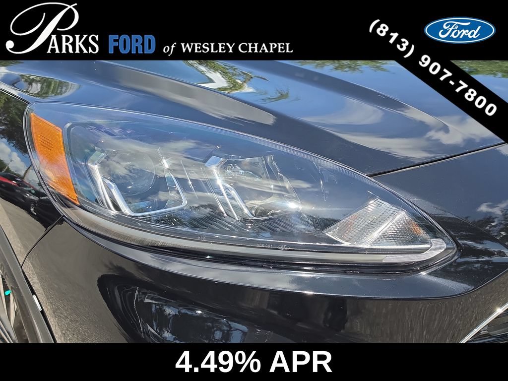 Certified 2022 Ford Escape SE w/ SE Sport Appearance Package FWD image 6
