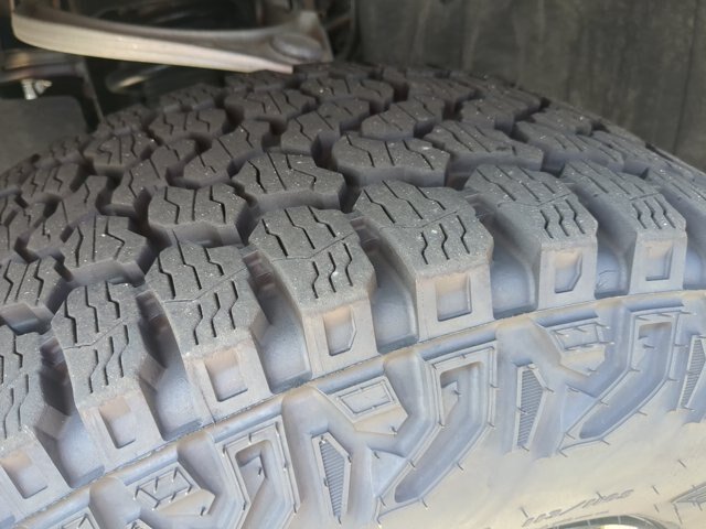 Certified 2025 Ford Bronco Badlands AWD/4WD image 12
