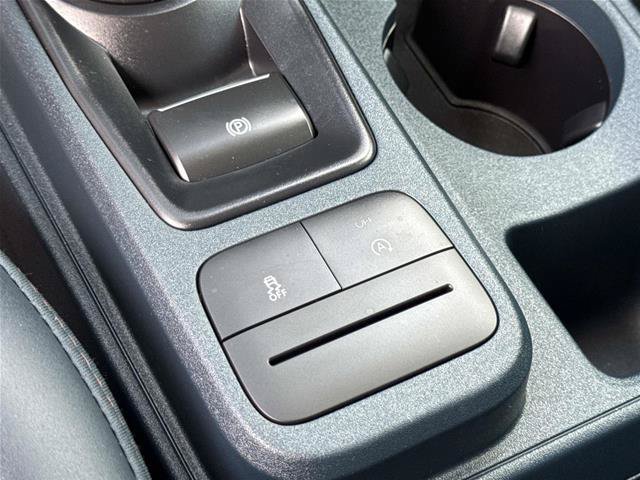 Certified 2025 Ford Maverick Lariat AWD/4WD image 32