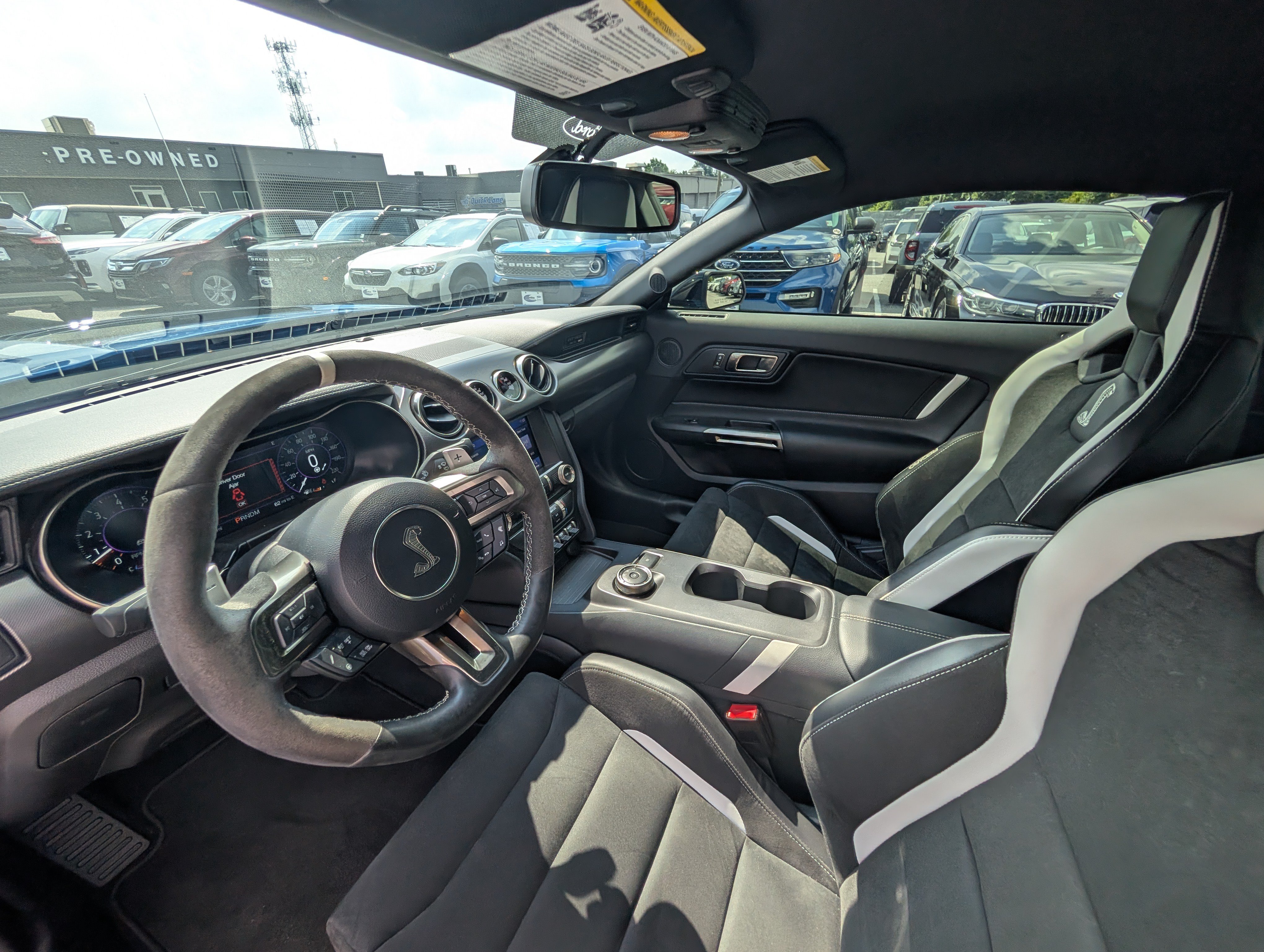 Certified 2021 Ford Mustang Shelby GT500 w/ Technology Package RWD image 16