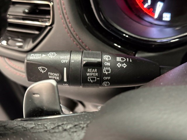 Used 2021 Dodge Durango R/T w/ Technology Group RWD image 15