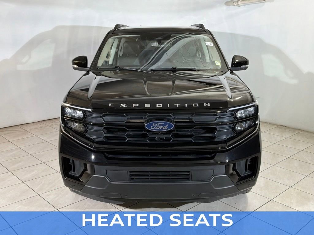 Certified 2025 Ford Expedition Active image 19