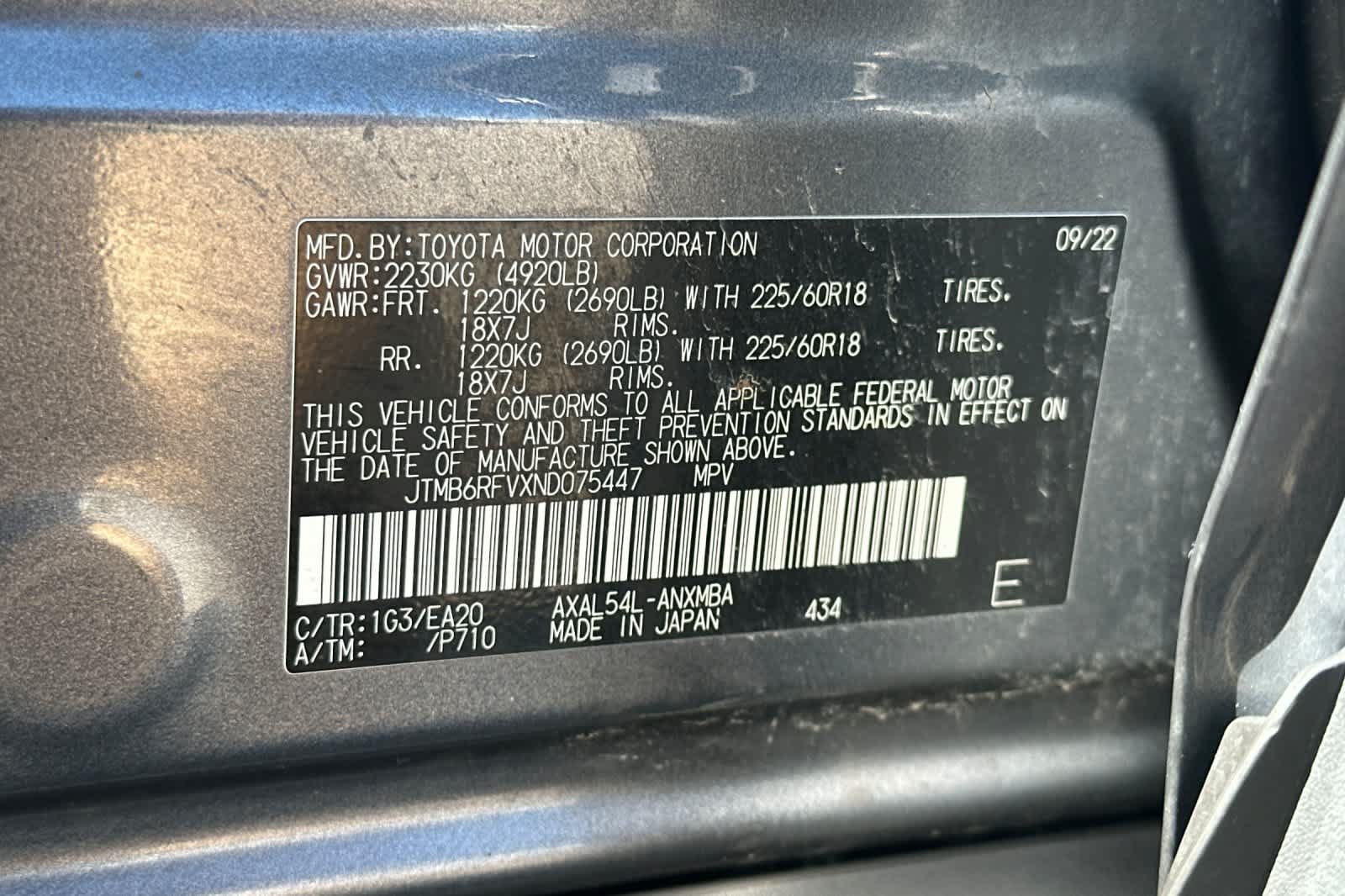 Used 2022 Toyota RAV4 XLE Premium AWD/4WD image 28