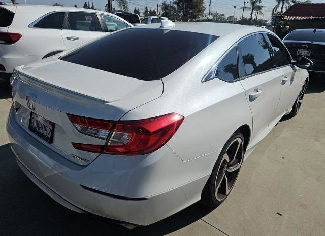 Used 2019 Honda Accord Sport image 3