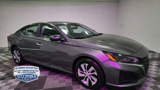 Used 2025 Nissan Altima 2.5 S FWD image 8