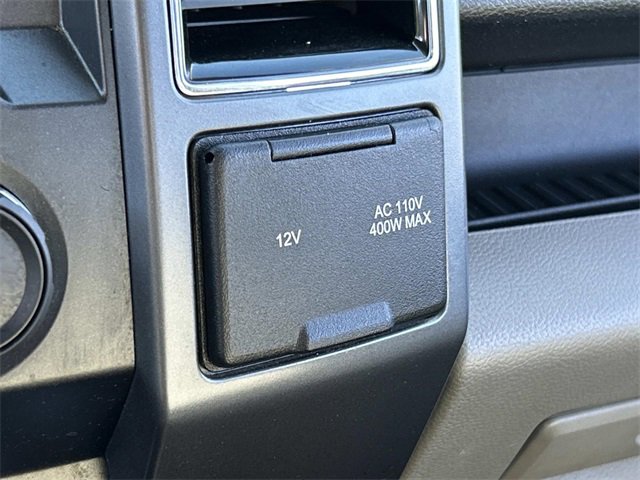 Certified 2019 Ford F150 XLT w/ Equipment Group 302A Luxury image 34