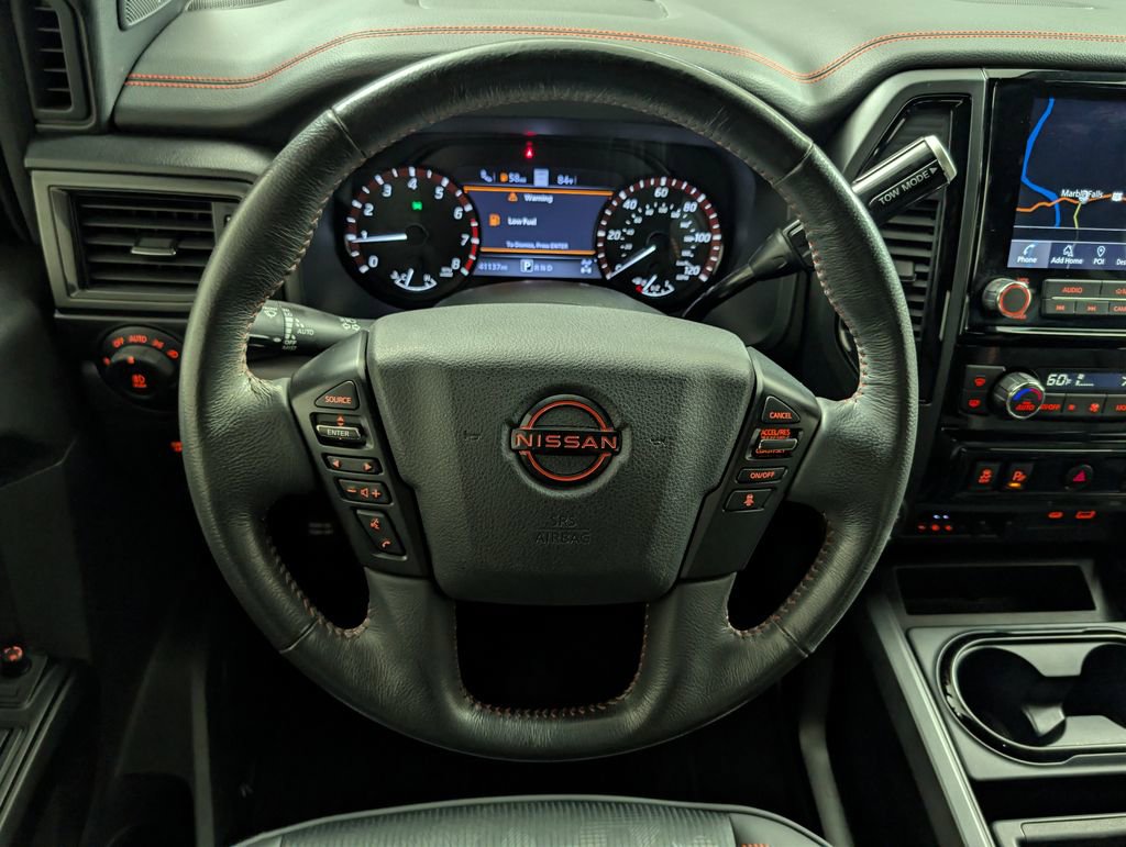 Used 2023 Nissan Titan PRO-4X AWD/4WD image 16