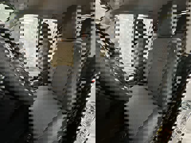 Used 2022 Toyota Tacoma SR5 image 18