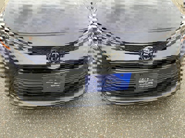 Used 2023 Toyota Corolla LE image 33