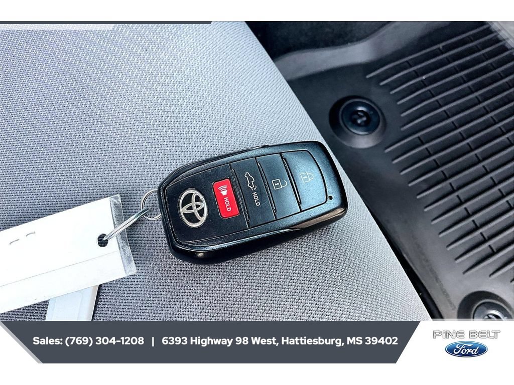 Used 2023 Toyota Tundra SR5 AWD/4WD image 9