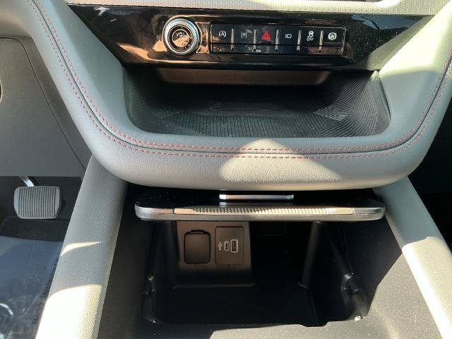 Certified 2025 Ford Explorer Active RWD image 21