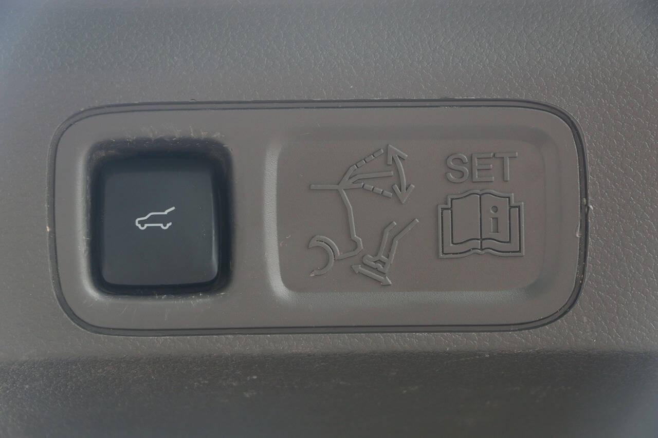 Certified 2019 Ford Expedition Max Limited AWD/4WD image 13