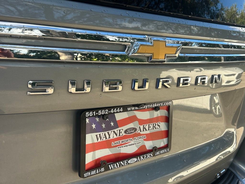 Used 2023 Chevrolet Suburban LT image 21