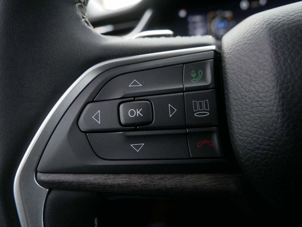 Used 2024 Jeep Grand Cherokee Limited w/ Luxury Tech Group II image 19