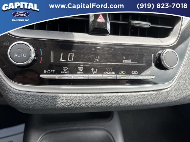 Used 2024 Toyota Corolla LE FWD image 29