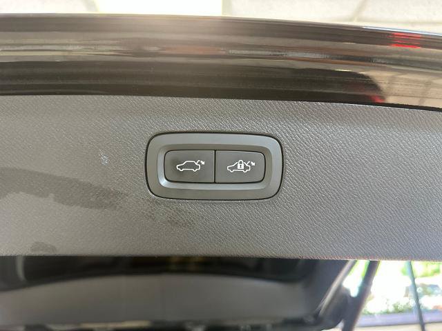 Used 2021 Volvo XC90 T6 Inscription AWD/4WD image 26
